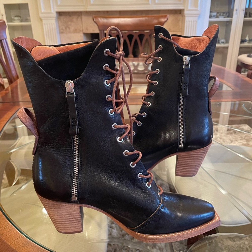 NEW!$398•Free People•Canyon Lace Up Boots•Black•Sz 37.5•7.5
